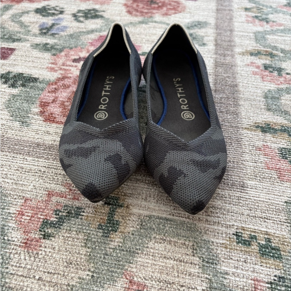 Size 9 Rothy's Women's Gray Camouflage Flats